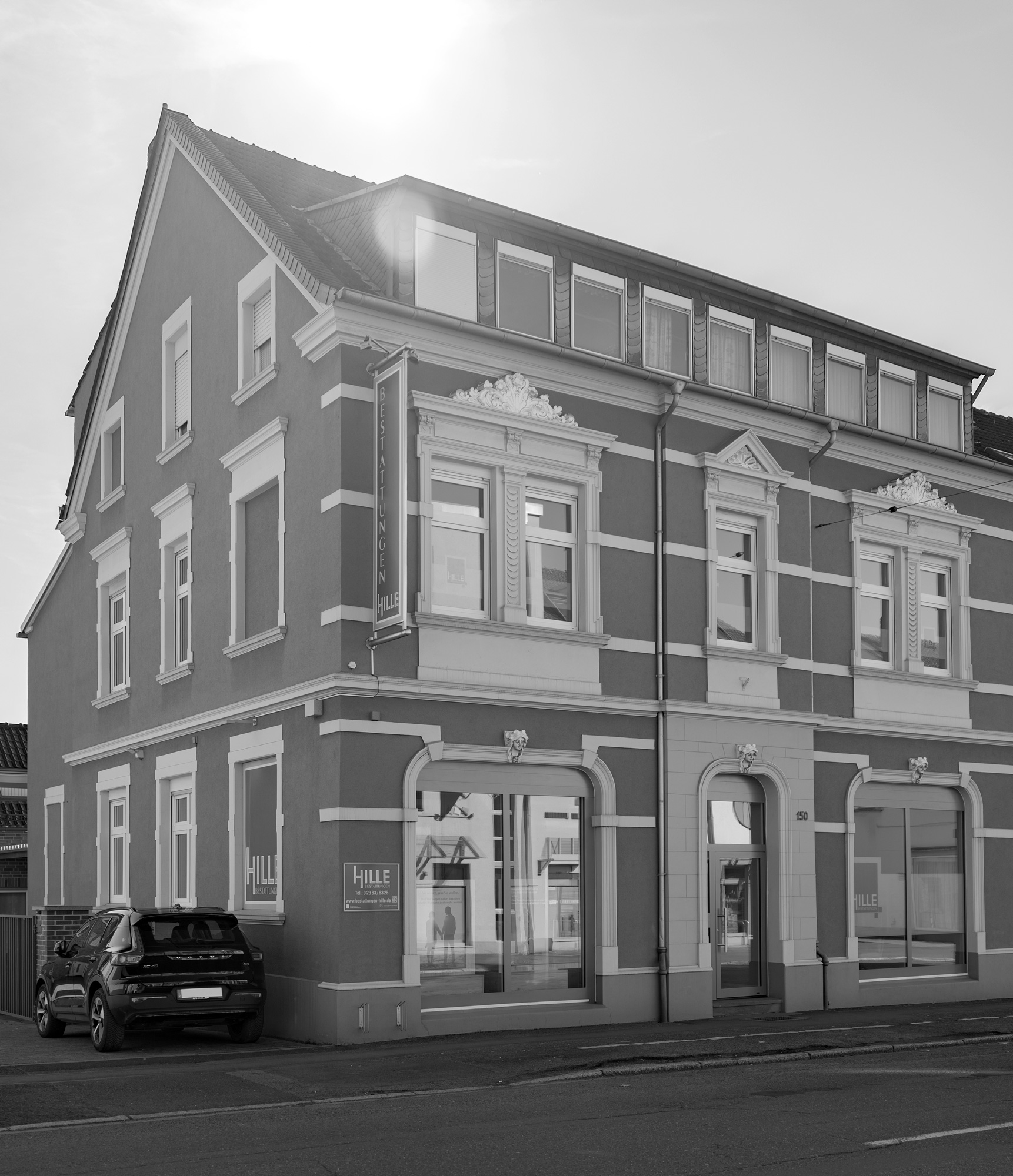 P26030303_Hille-58_SW